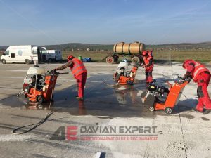 taiere beton pista aeroport